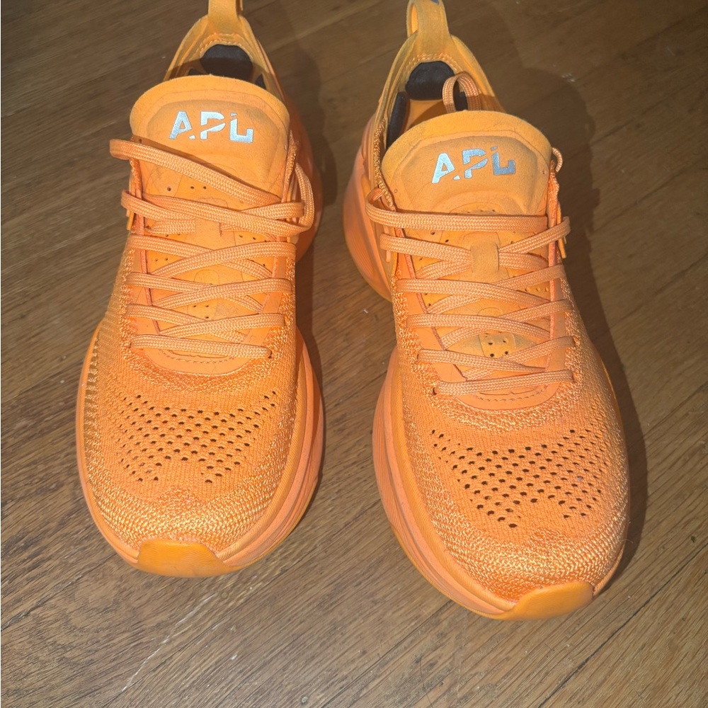 APL McLaren Hyperspeed Shoes with Mesh Upper and Textured Midsole